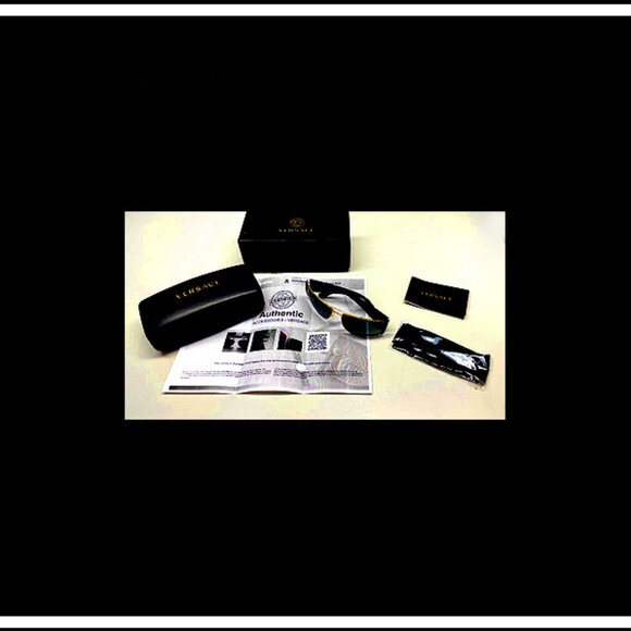 Versace authentic Sunglasses with case & COA Versace | Accessories | Versace Black Gold Medusa Rectangle  main image 4